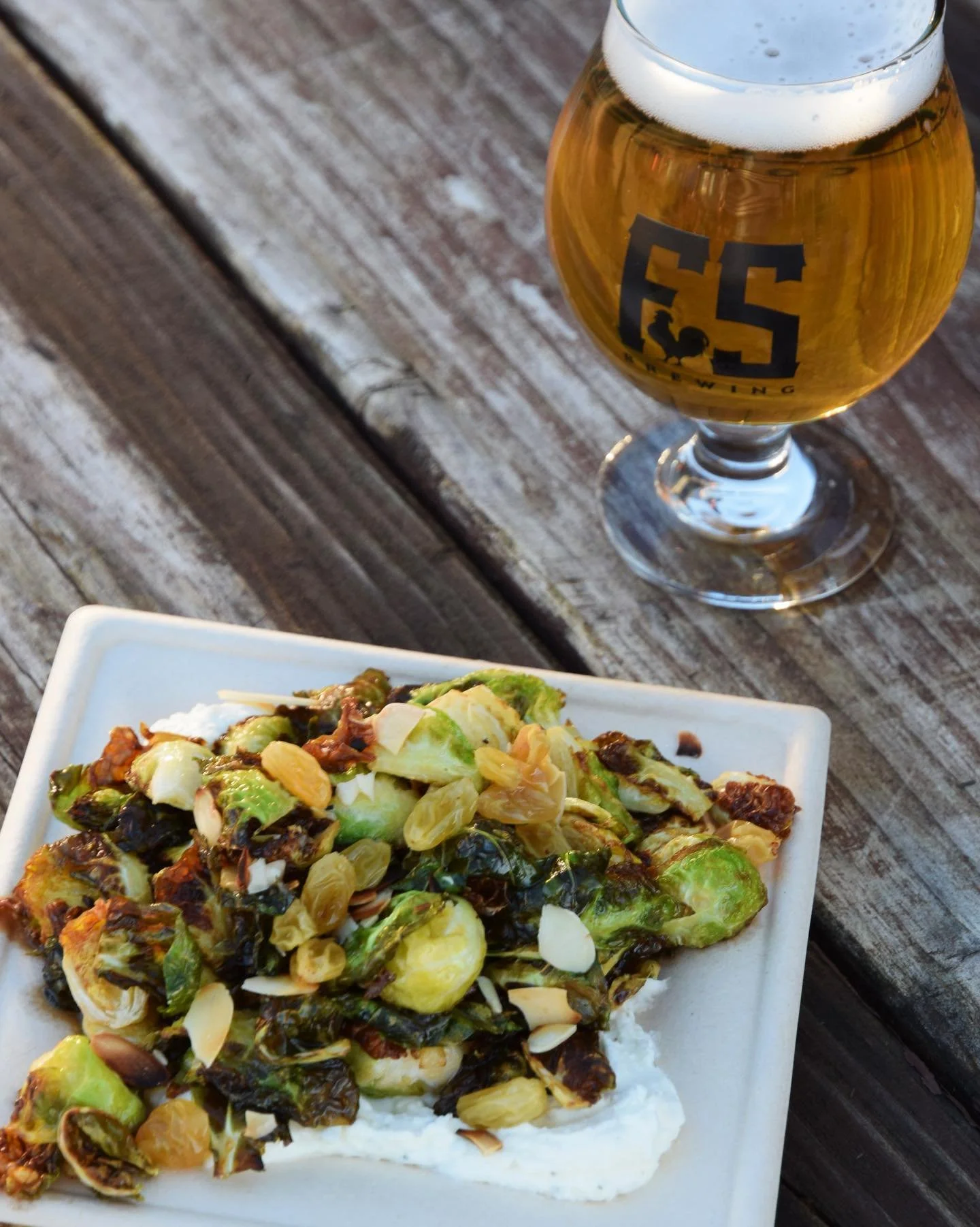 Did you know Rooted Kitchen rolls out a fresh, creative menu every week?

Chef Mark, owner and operator of @rootedkitchenskagit, builds each menu around seasonal &amp; often locally sourced ingredients, so there&rsquo;s always something new to discov