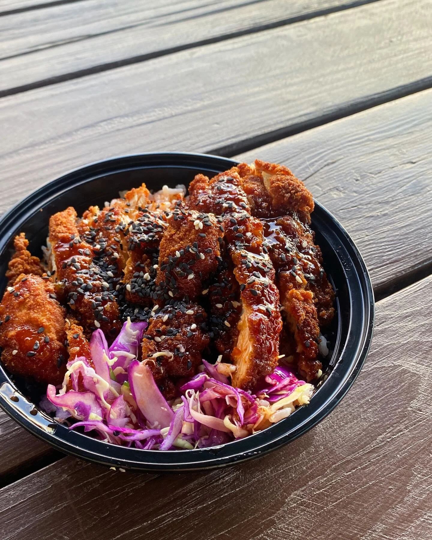 Exciting news! 🍣

Karuma Sushi &amp; More will be parked at Farmstrong serving delicious food on Sundays from 12 to 6, and now on Mondays from 2 to 8! We are excited to be partnering with them to consistently bring you all awesome food options all w