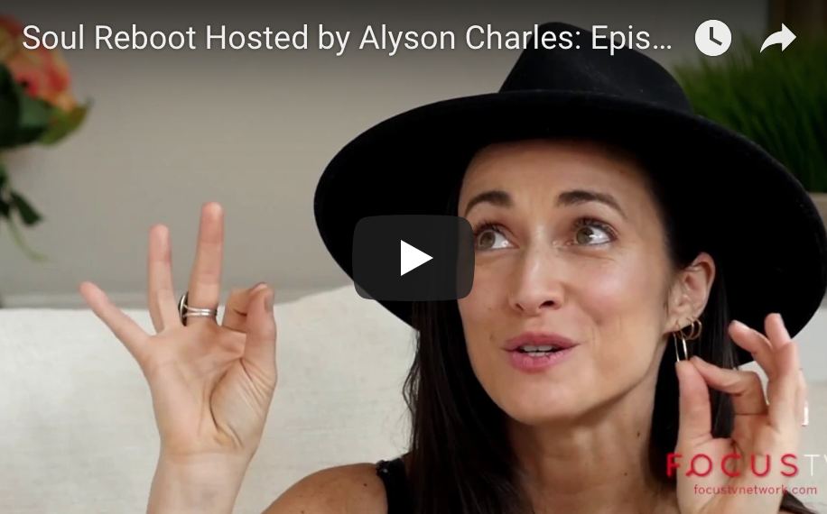 Soul Reboot Episode 3 with with The Moon Deck Author Aarona Lea Pichinson