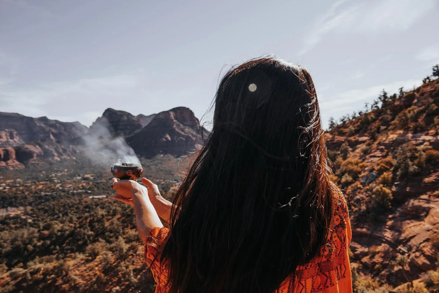 🌎🌤️ Sometimes we just need to send our deepest thanks through sacred offerings to Earth &amp; Sky. After expressing your gratitude, then tune in to what your prayer is at this time&hellip;.&nbsp;⁣
⁣
Once you&rsquo;ve thought of it, open your heart 