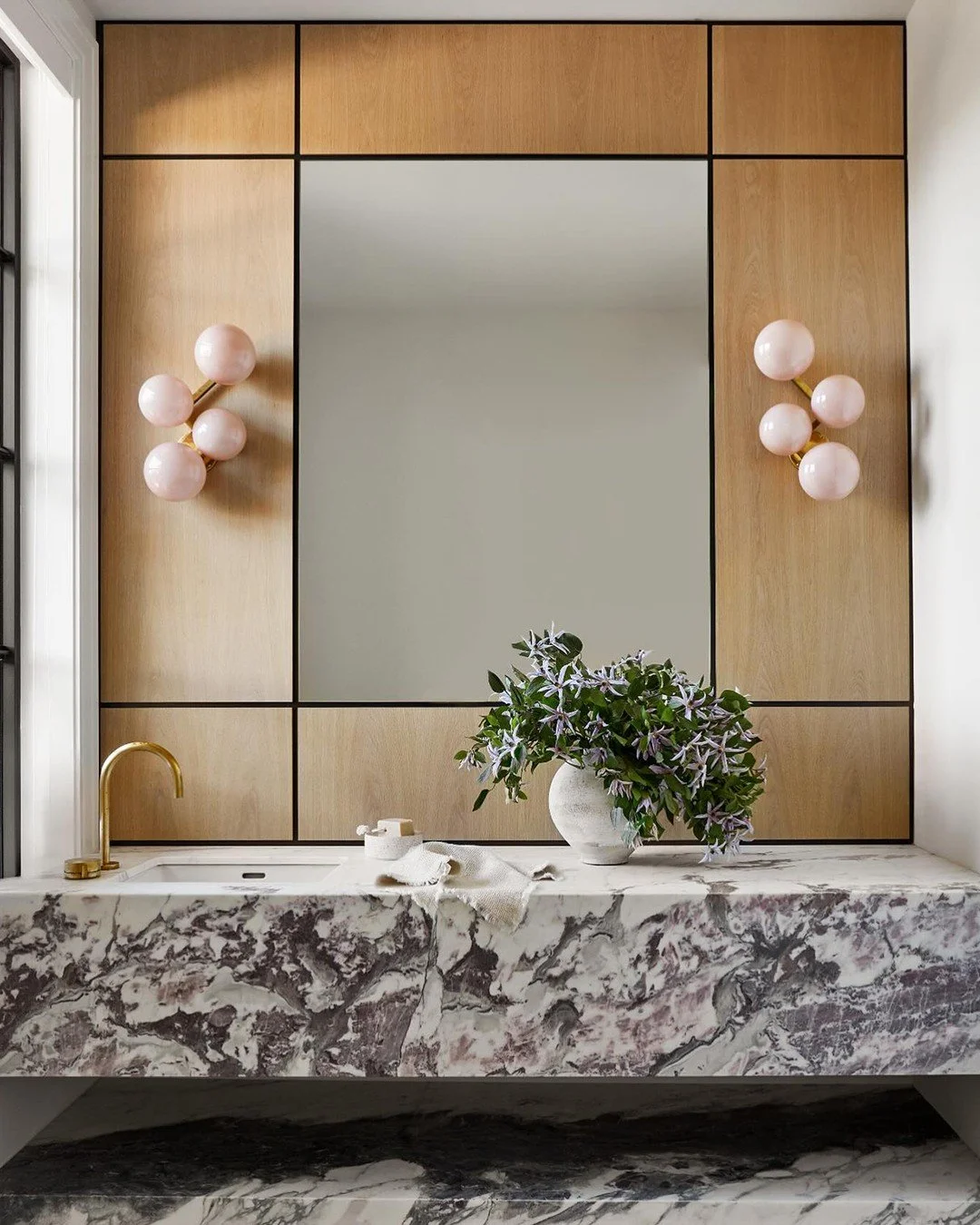 A little whimsy in marble heaven. #inspo via @watermarkbrooklyn