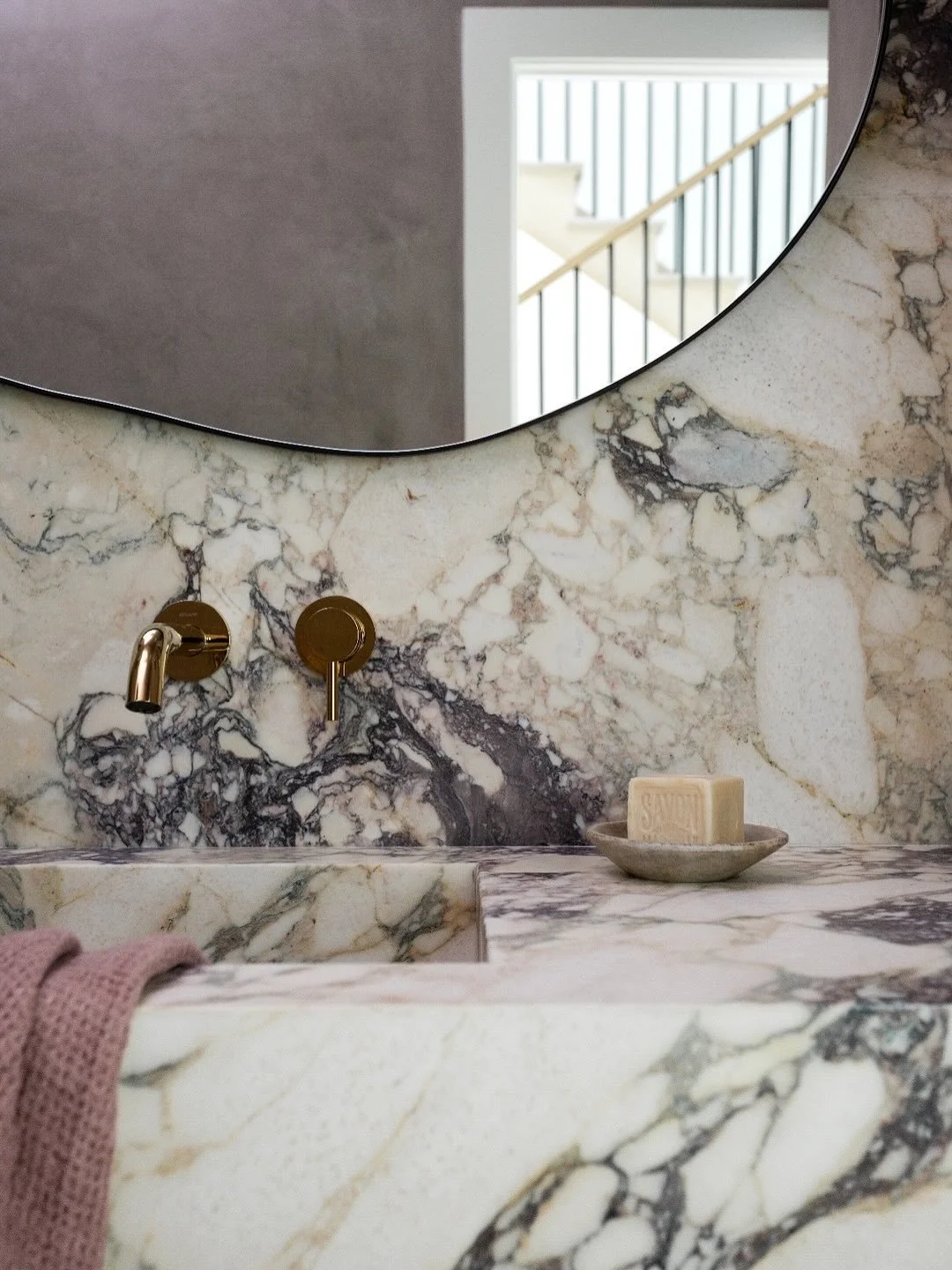 Layered and lovely. #inspo via @lindseybrookedesign
