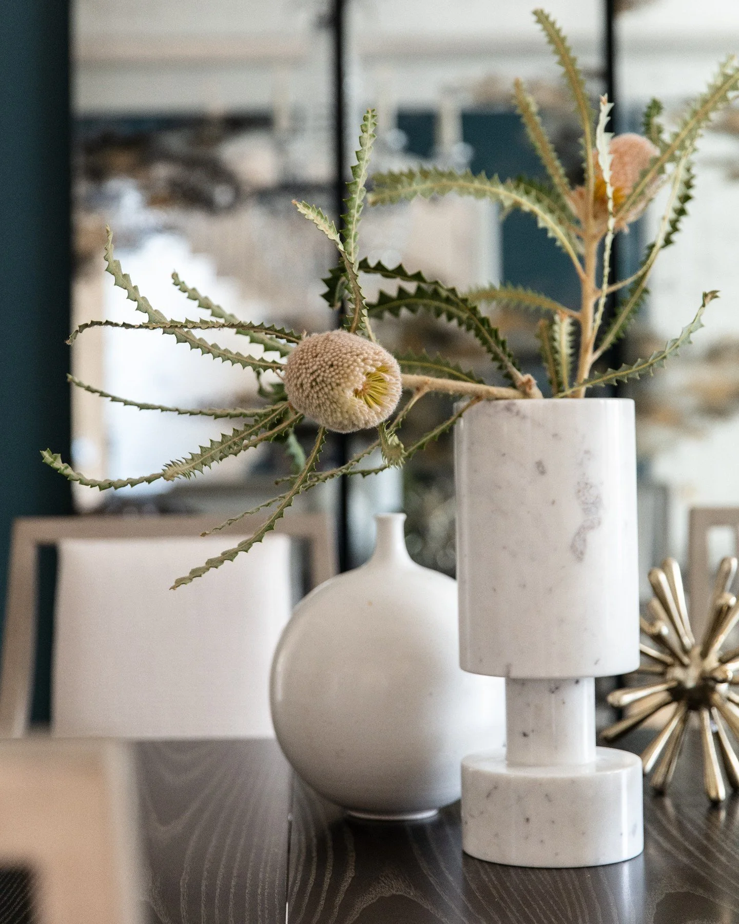 A tablescape of favorites -- sculptural vessels and greenery. 
#caseyhowardinteriordesign
#brightwoodproject
📸: @kuohphotography
styling: @candkdesign