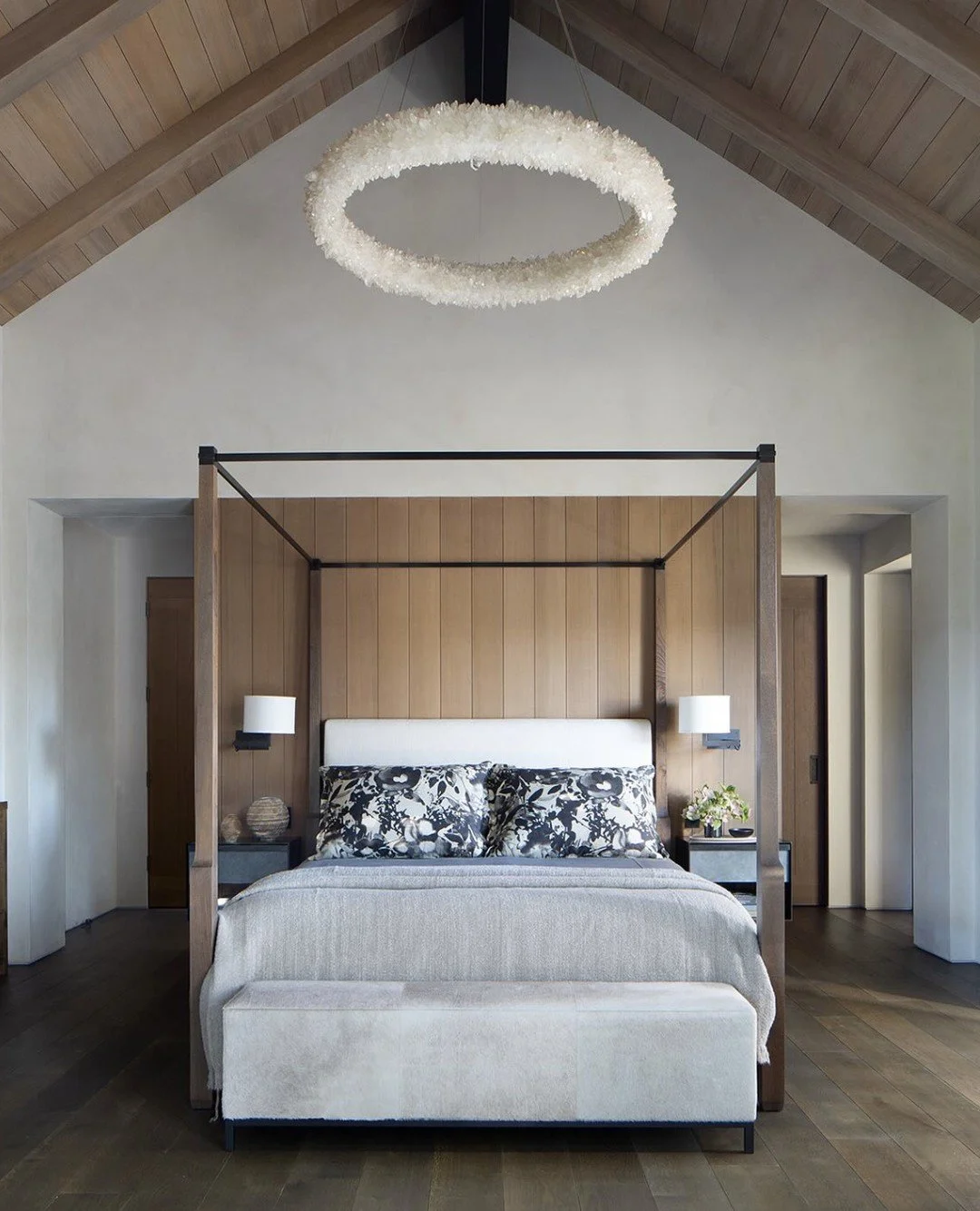 Balancing scale with beautiful elements. #inspo via @kneedlerfauchere