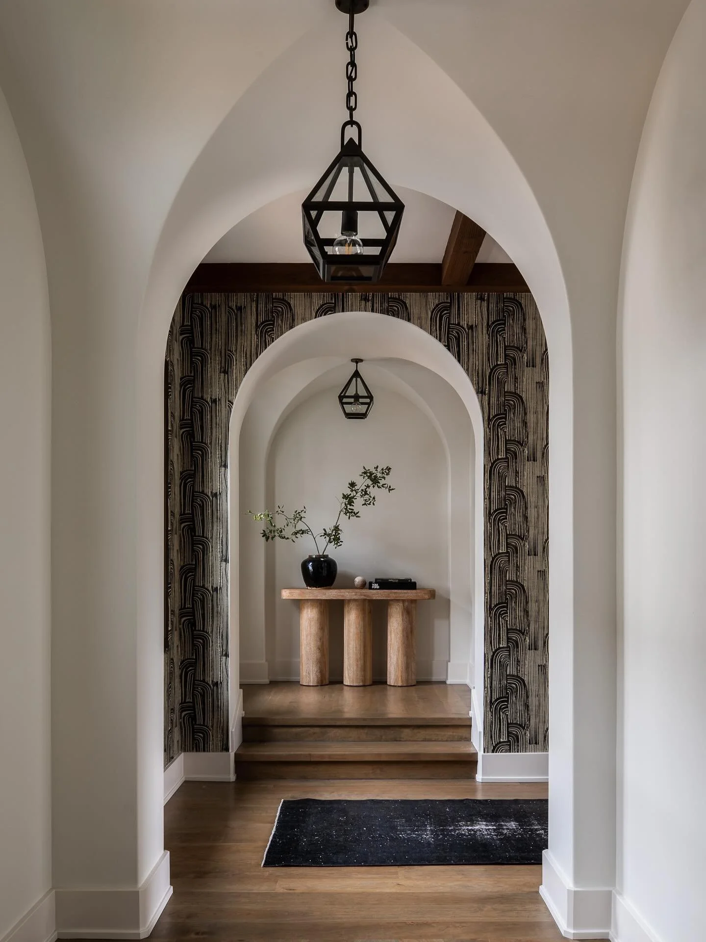 Arches &amp; angles&mdash;architectural details we love. 
#inspo via #originalby @morrison_interiors
design @morrison_interiors 
build @newwestbuilders 
photo @shadedeggesphotography