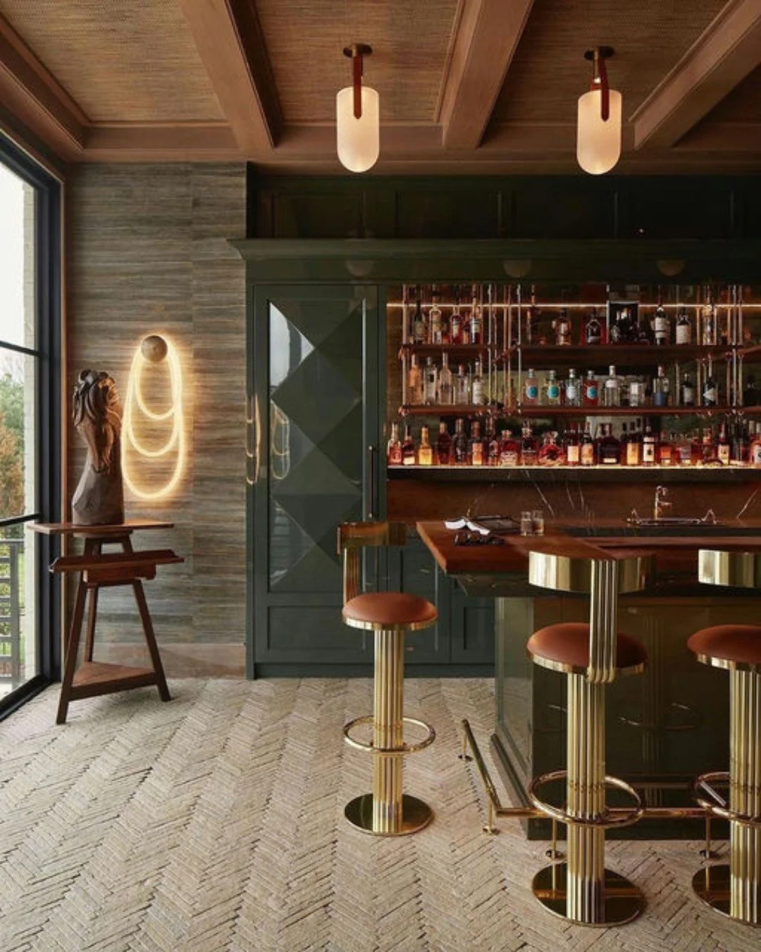 Playfully illuminated. 
#inspo via #originalby @lukelampco
design @theaccidentaldecorator and @richarda2z
photo @zekeruelas