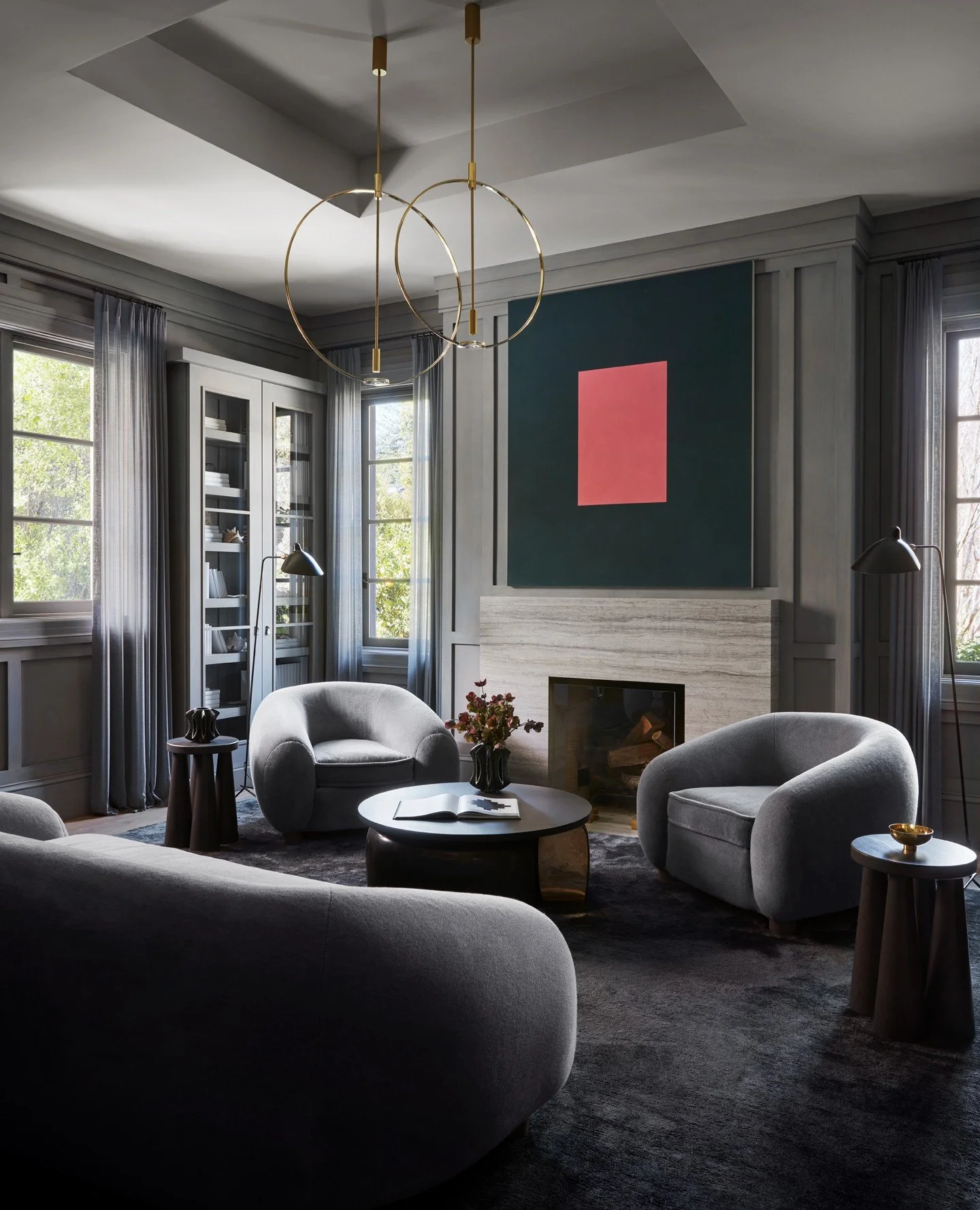 The art pops just right in these monochrome spaces. #inspo #originalby Interior Design @leveronedesign⁠
Architect &amp; Builder @pacificpeninsulagroup⁠
Photographer @stephenkentjohnson⁠
Stylist @michaelreynoldsnyc⁠
Art Advisor @oconnorartadvisors⁠