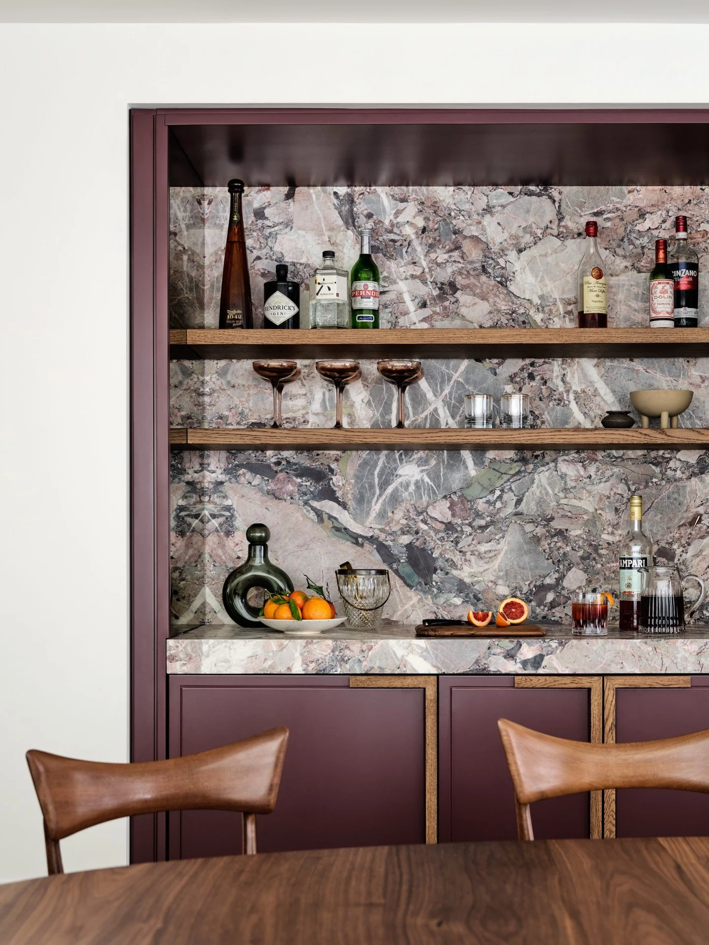 Leaning into burgundy.
#inspo #designby @changoandco Photo @readmckendree
