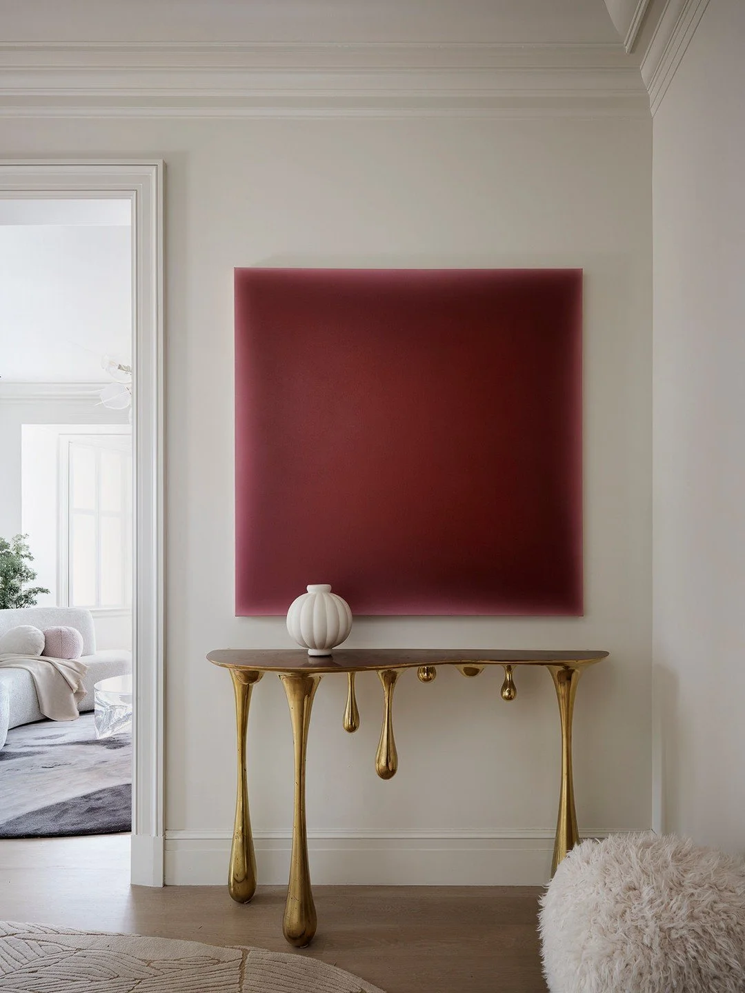 In love with this striking work of art and sculptural console, together creating a composition that feels bold, balanced, and full of personality. #inspo 
Architecture and Interior Design: @studiovara⁠
Contractor: @upscaleconstructionsf⁠
Structural E