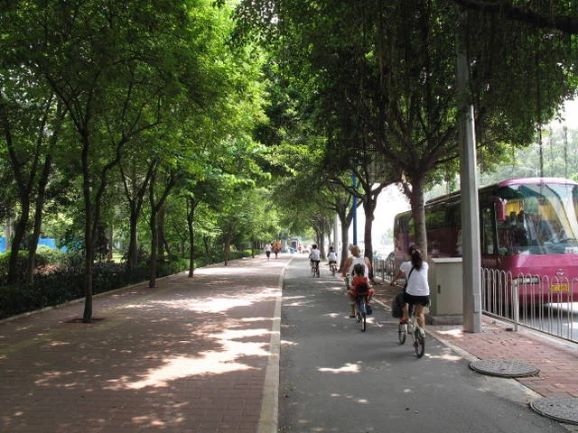 Bicycle and Pedestrian Facilities along BRT Corridor in Guangzhou (China)