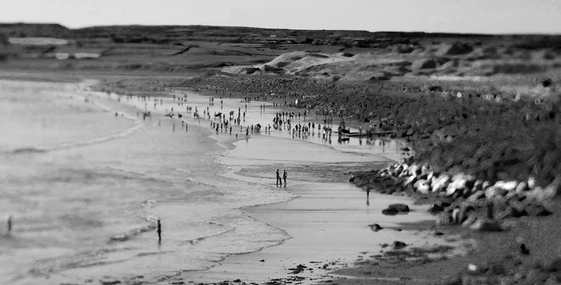 La cois farraige (a day at the beach in Irish).