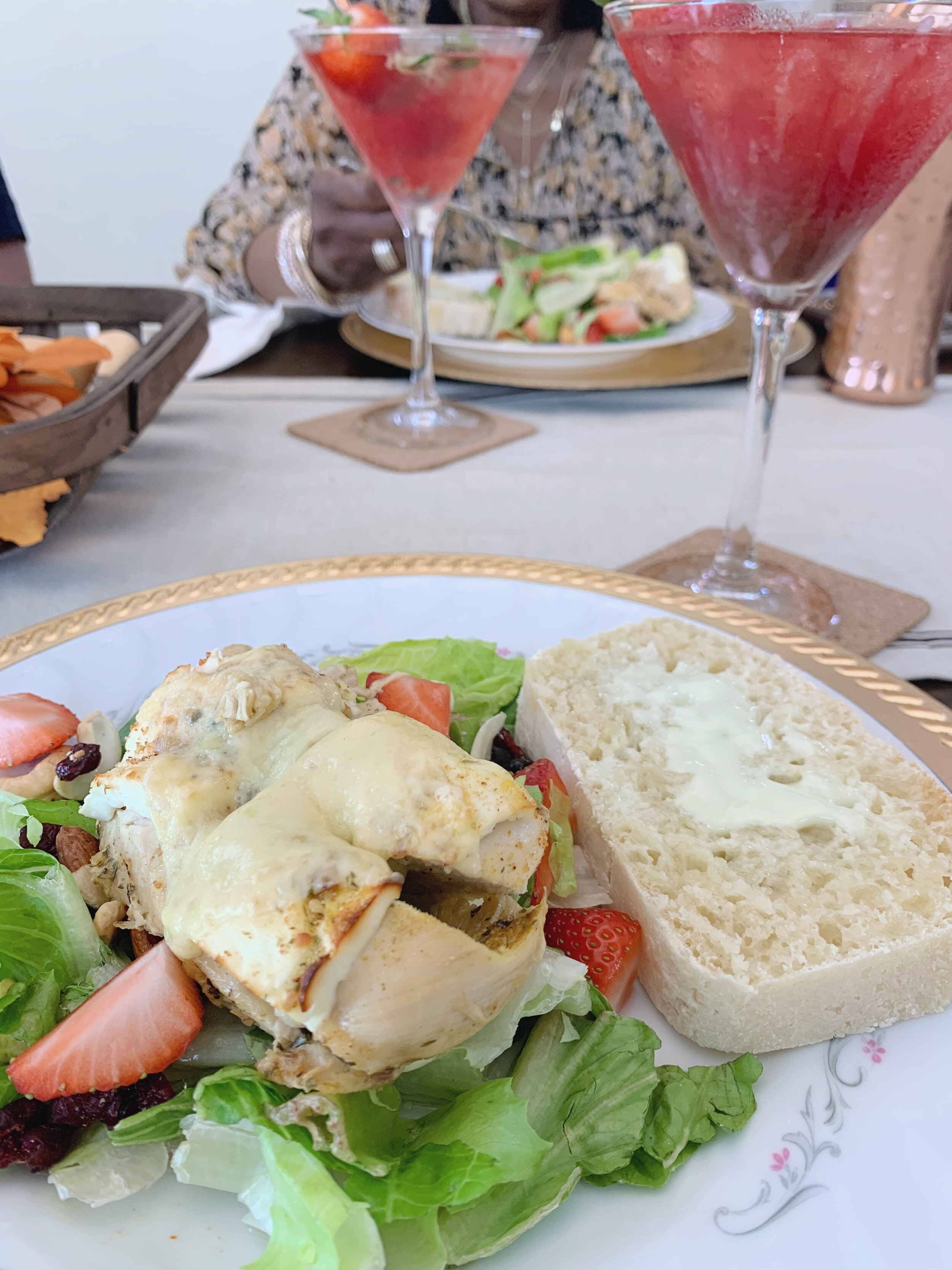 Thania's stuffed chicken 