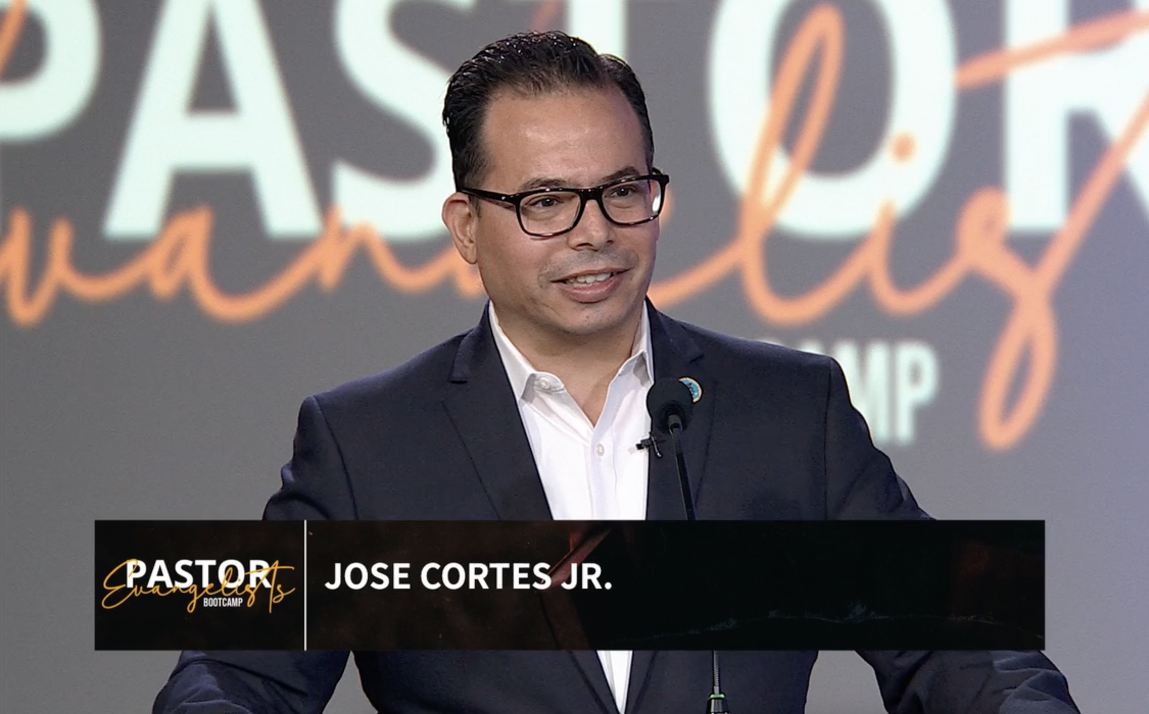 ¿POR QUÉ ESTAMOS AQUI?