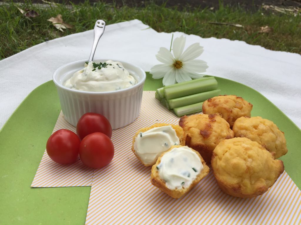 Mini Cornbread With Whipped Cream Cheese &amp; Chive Dip