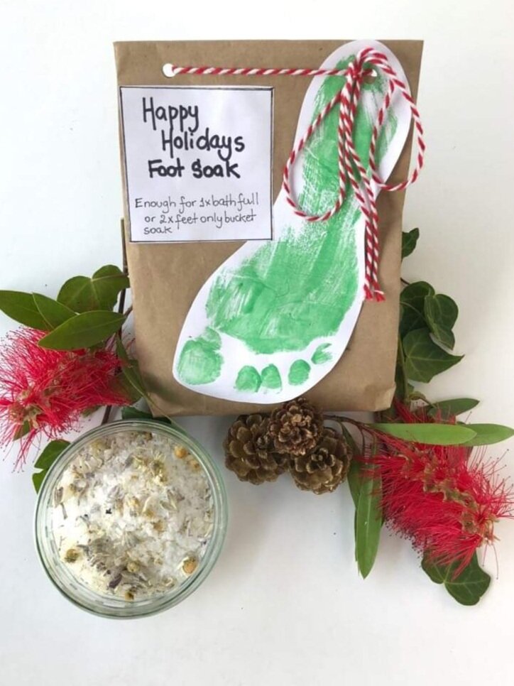 The foot print adds a cute and personal touch to the packaging