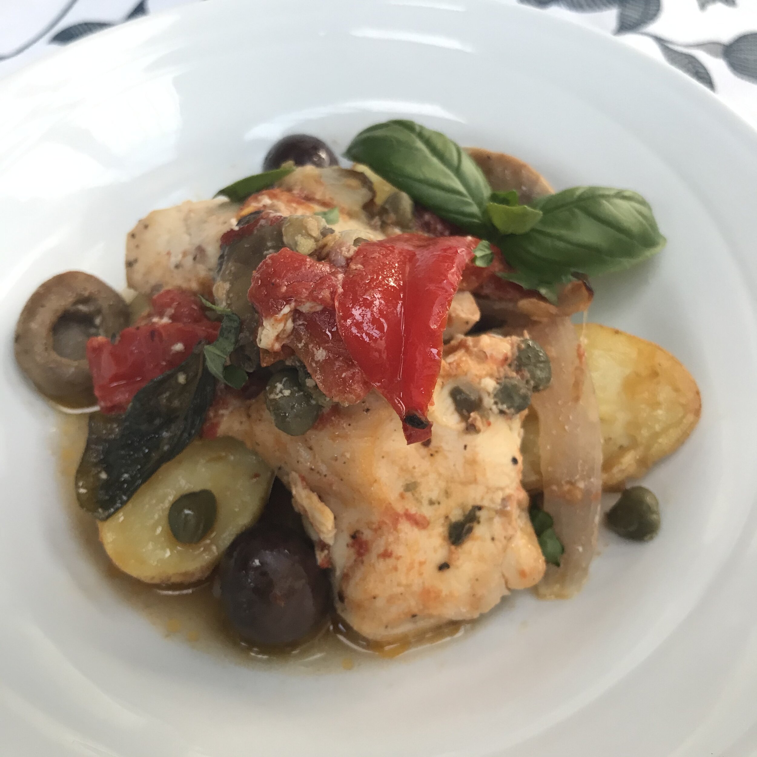 Mediterranean Chicken Tray Bake