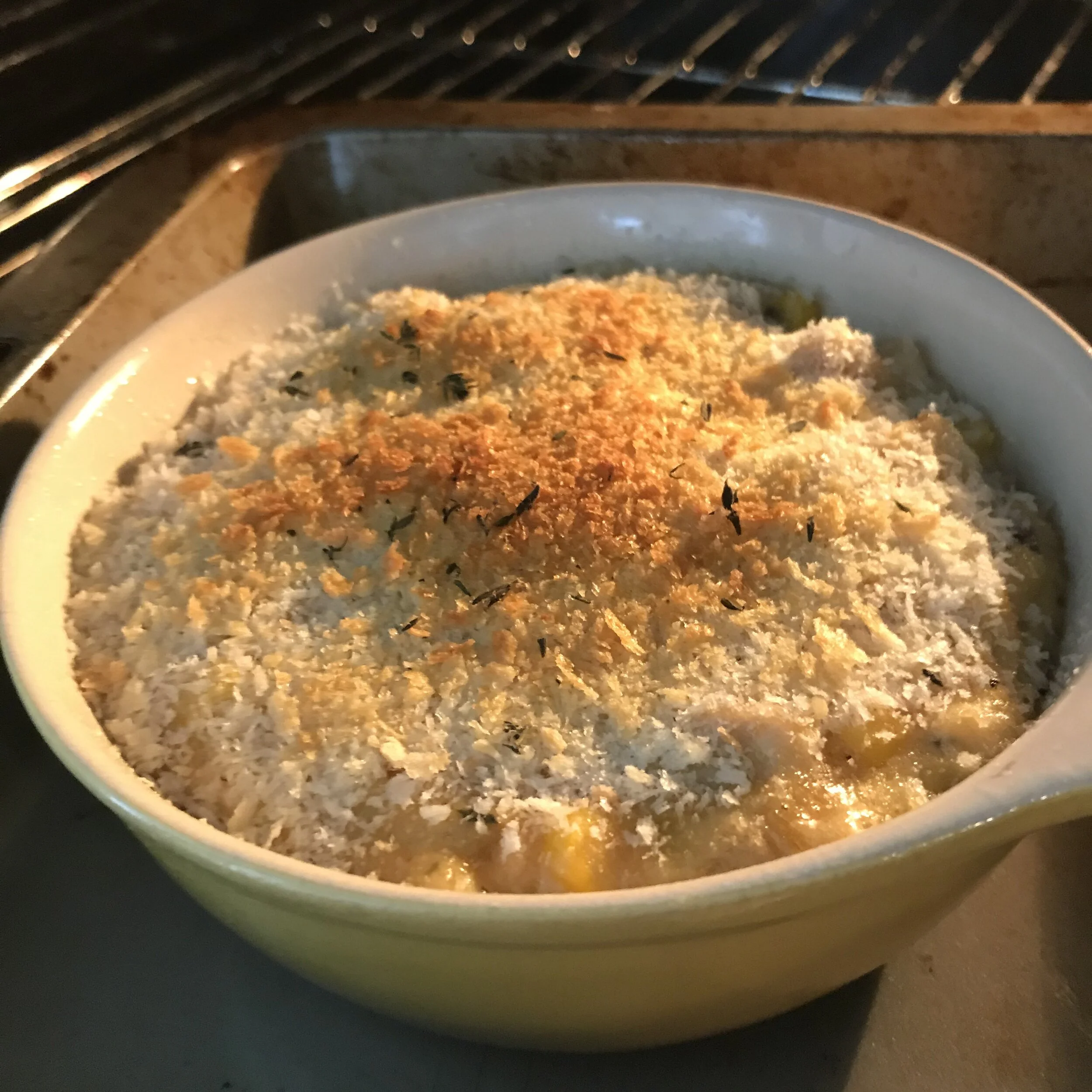 Thin and crispy breadcrumb topping adds texture and yumminess:)