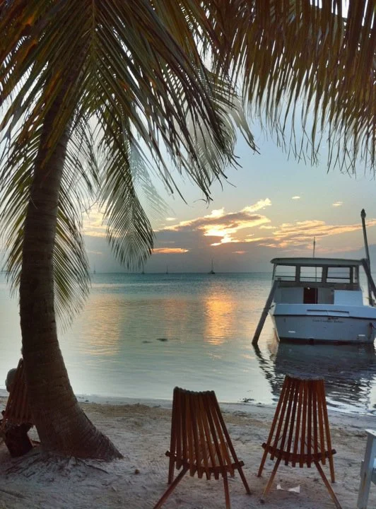 belizechairs3.jpg