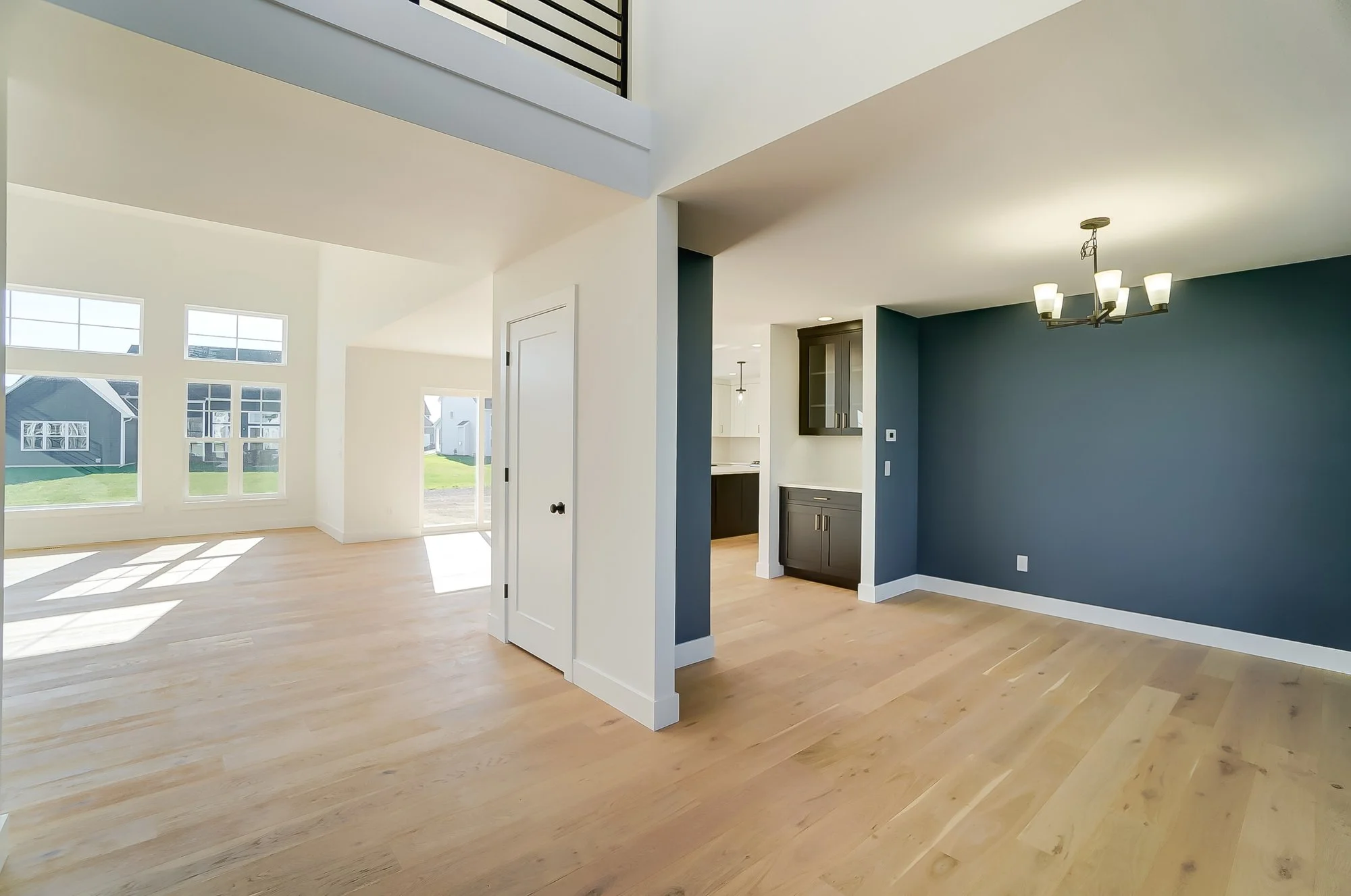 The Canterbury: Foyer & Formal Dining 
