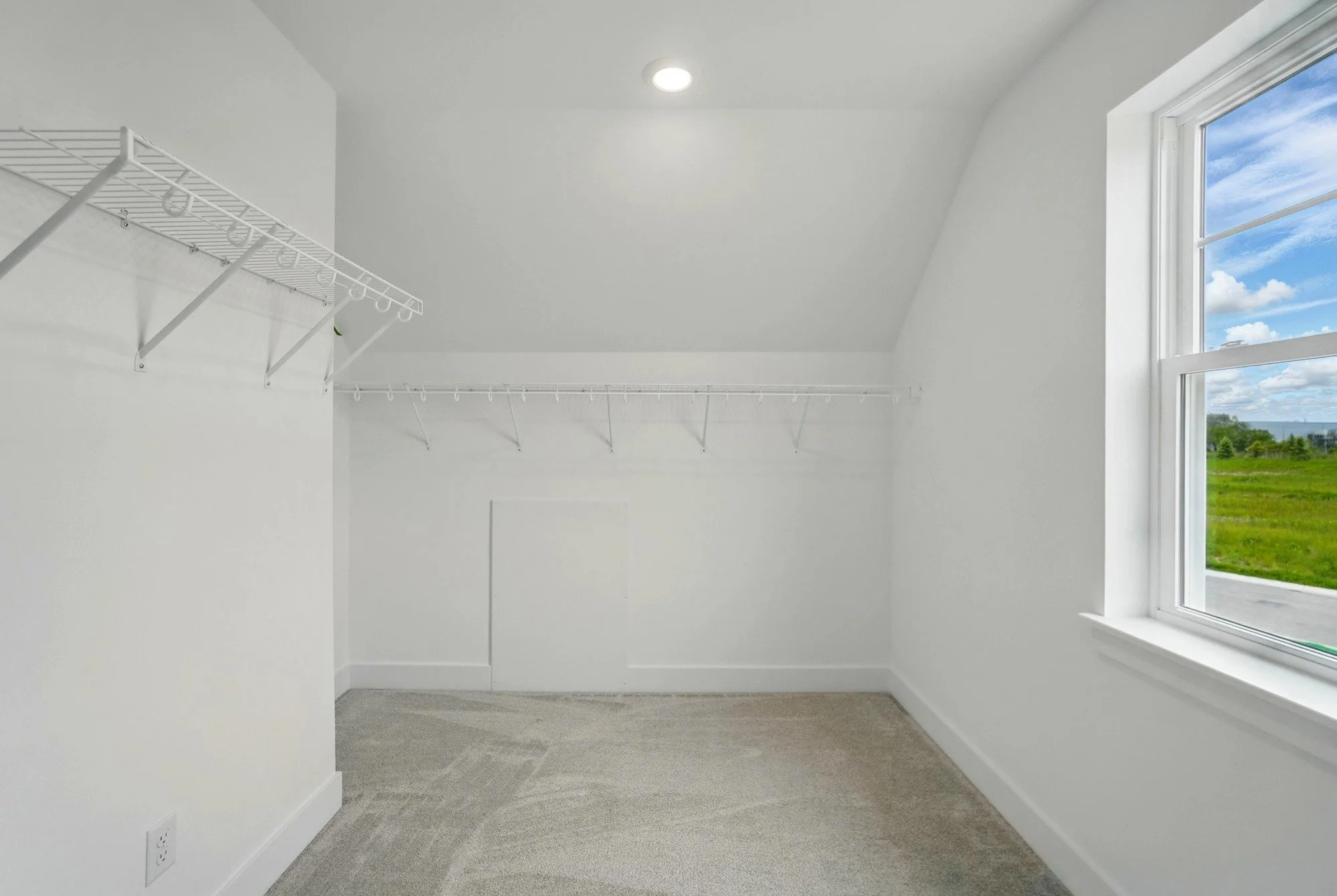 The Lexington: Primary Closet