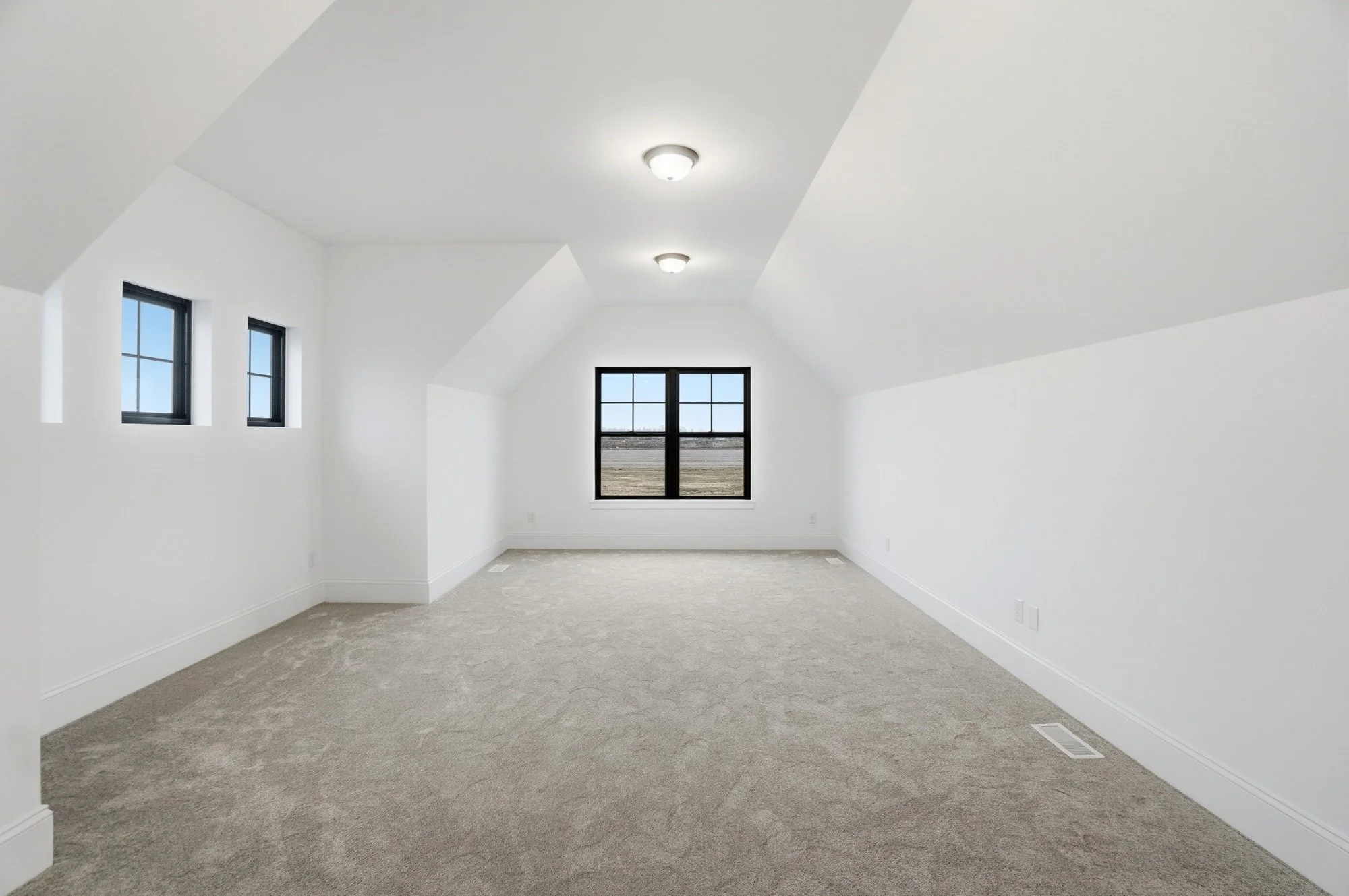 The Ridgemont: Secondary Bedroom 