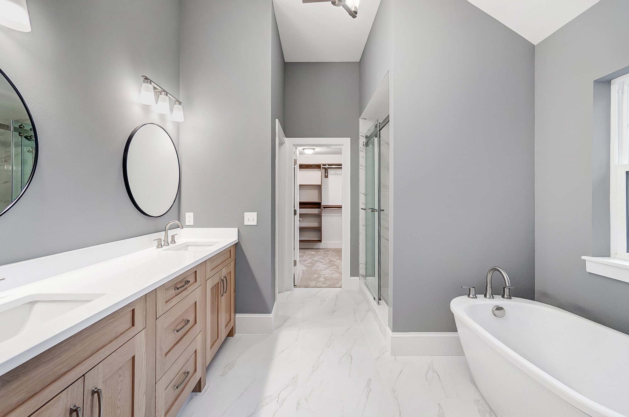 The Kenwood: Primary Bath 