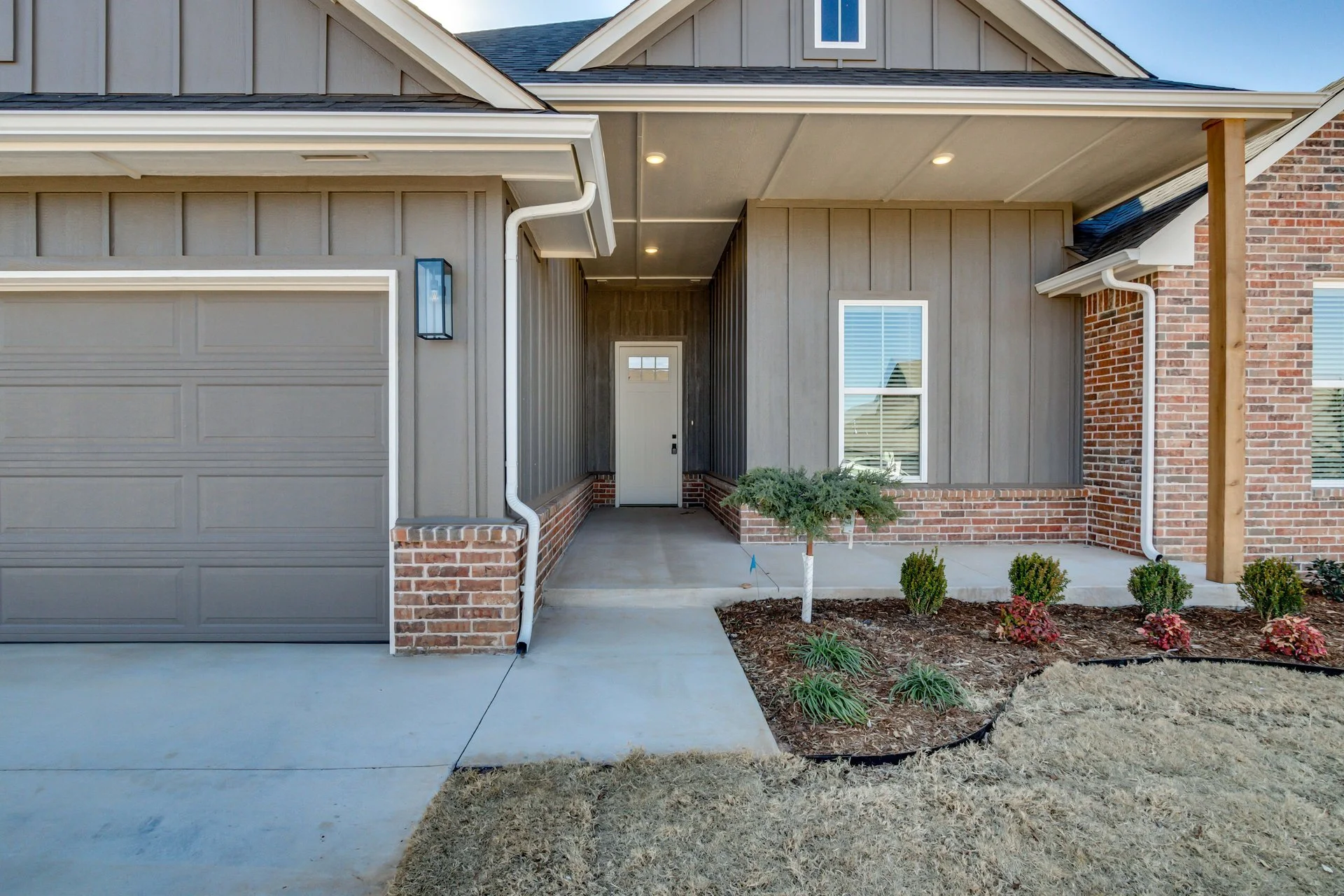 11624 NW 102nd -2.jpg-SMALL.JPG