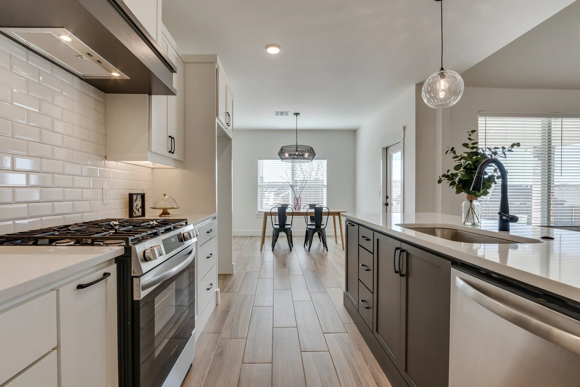 11624 NW 102nd -35.jpg-SMALL.JPG