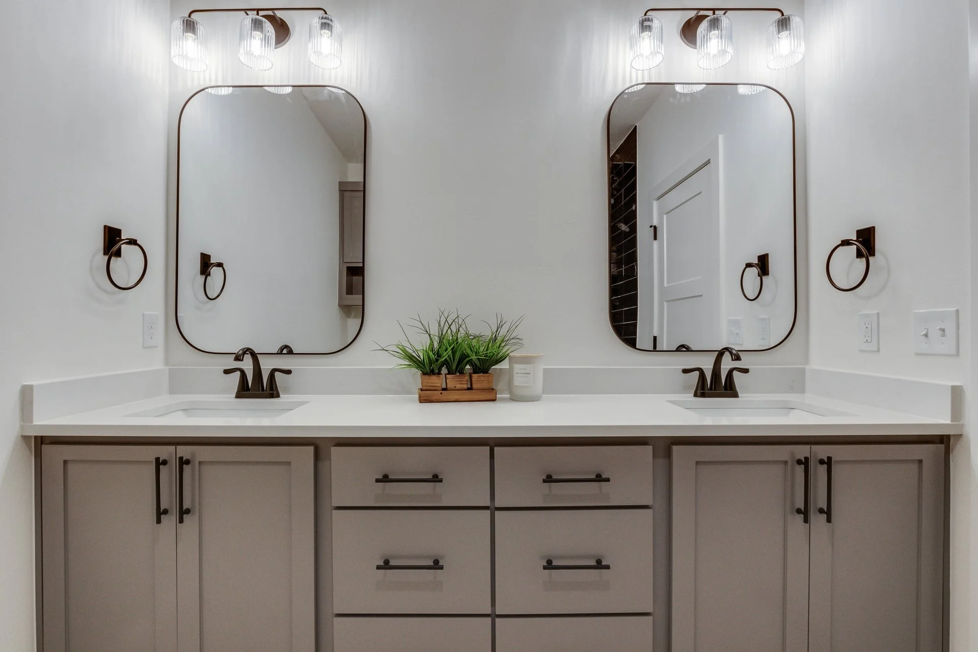 11624 NW 102nd -56.jpg-SMALL.JPG