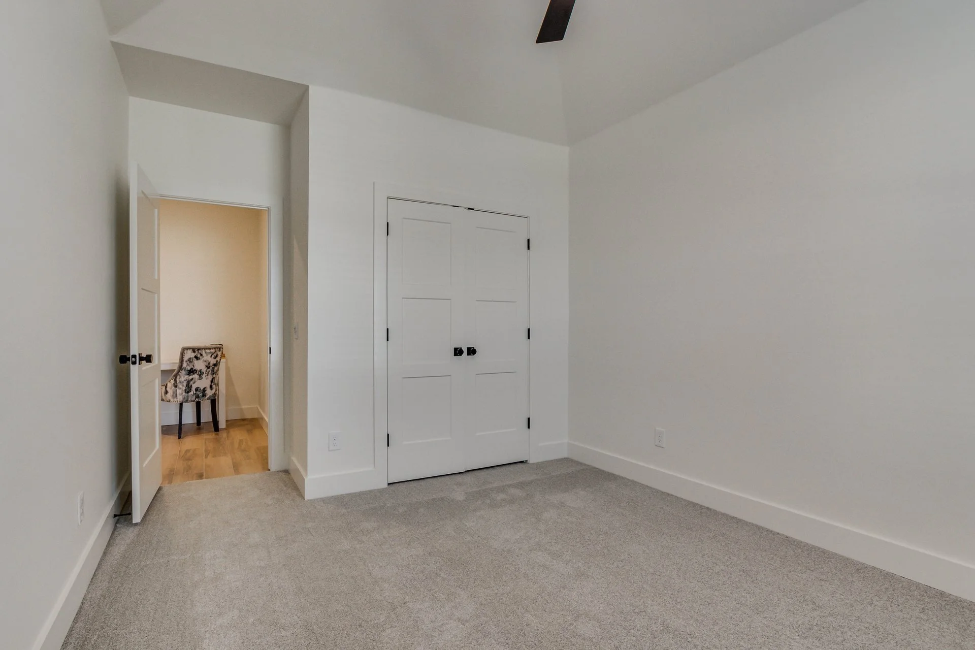 11624 NW 102nd -58.jpg-SMALL.JPG