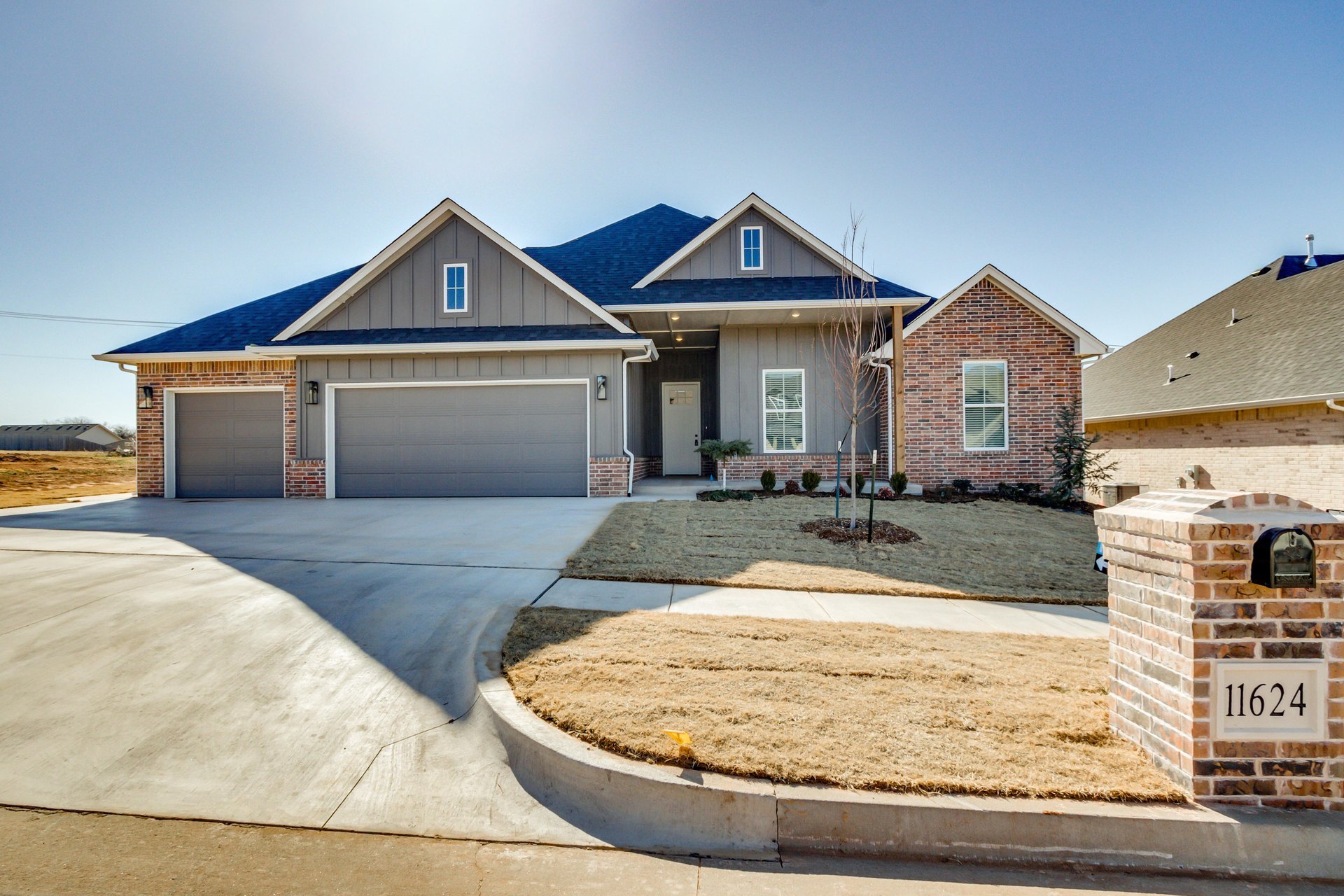 11624 NW 102nd -4.jpg-SMALL.JPG