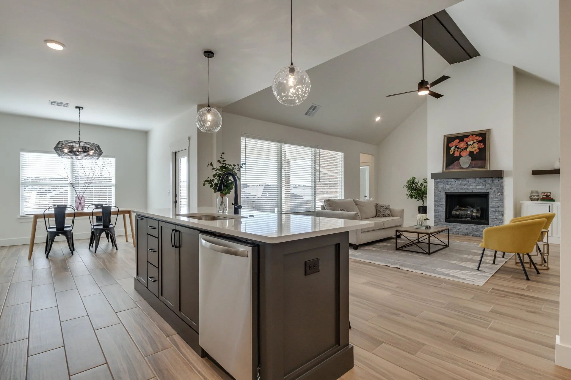 11624 NW 102nd -33.jpg-SMALL.JPG