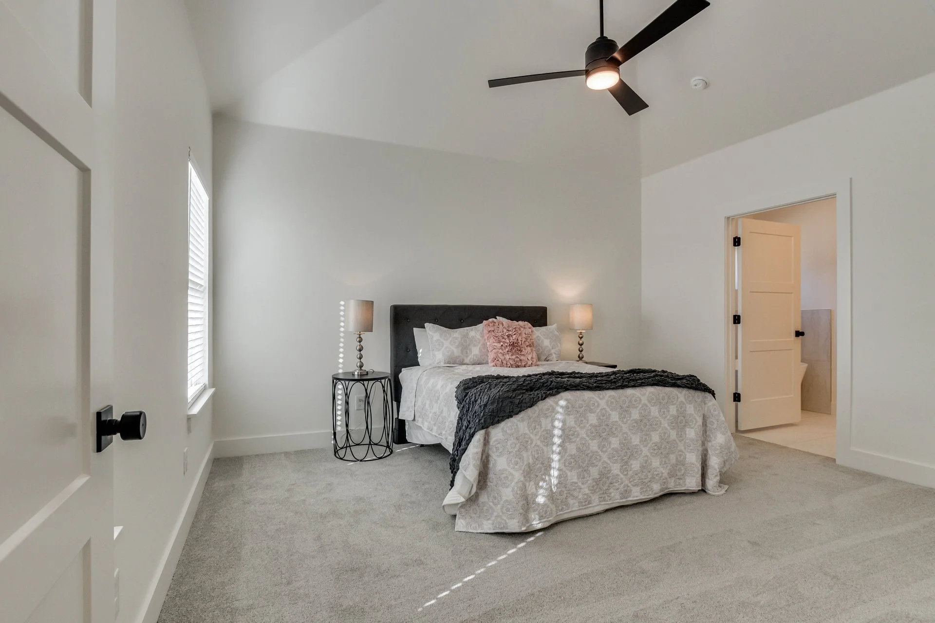 11624 NW 102nd -40.jpg-SMALL.JPG