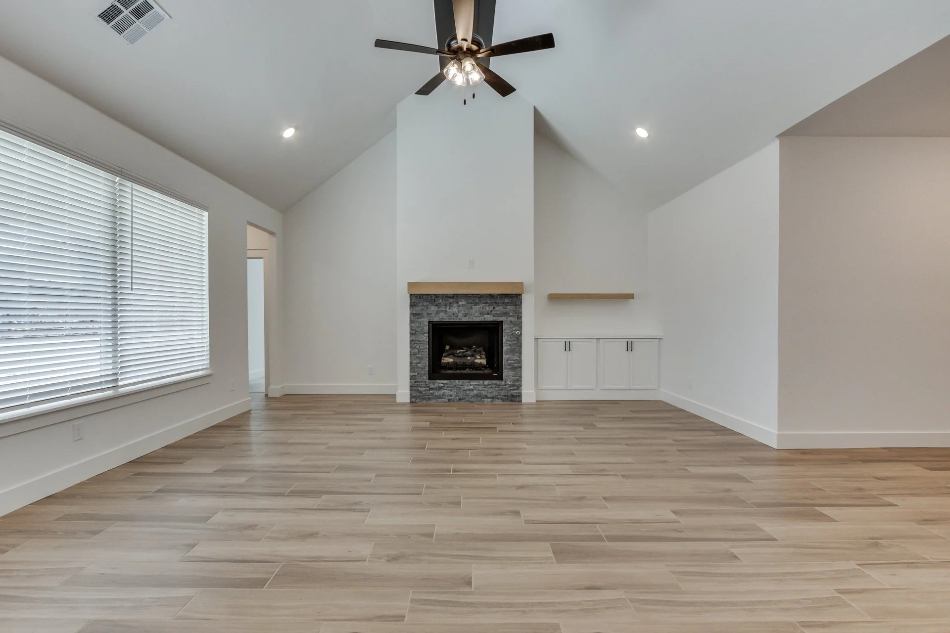 11708 NW 106th -10.jpg-SMALL.JPG