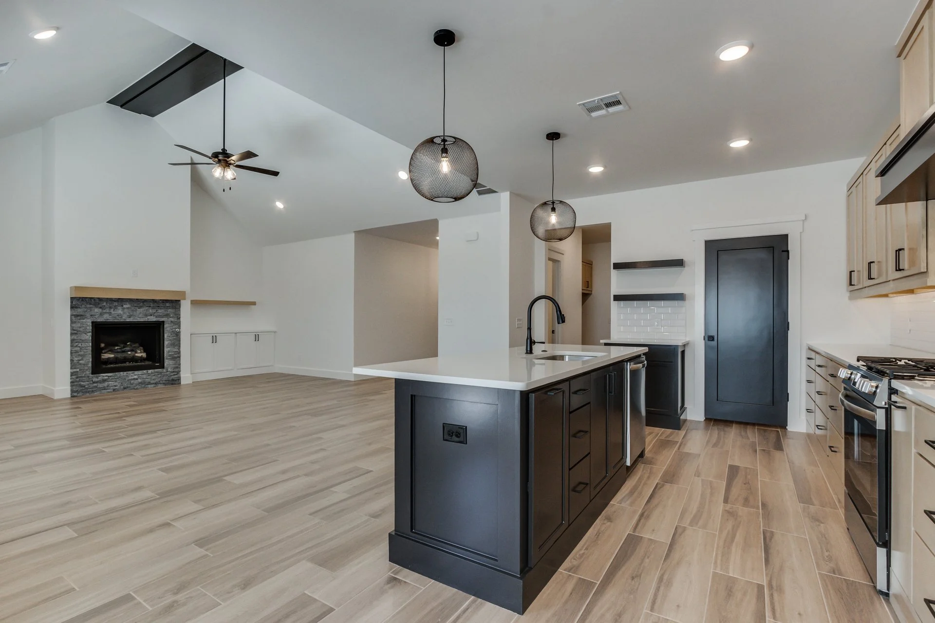 11708 NW 106th -19.jpg-SMALL.JPG