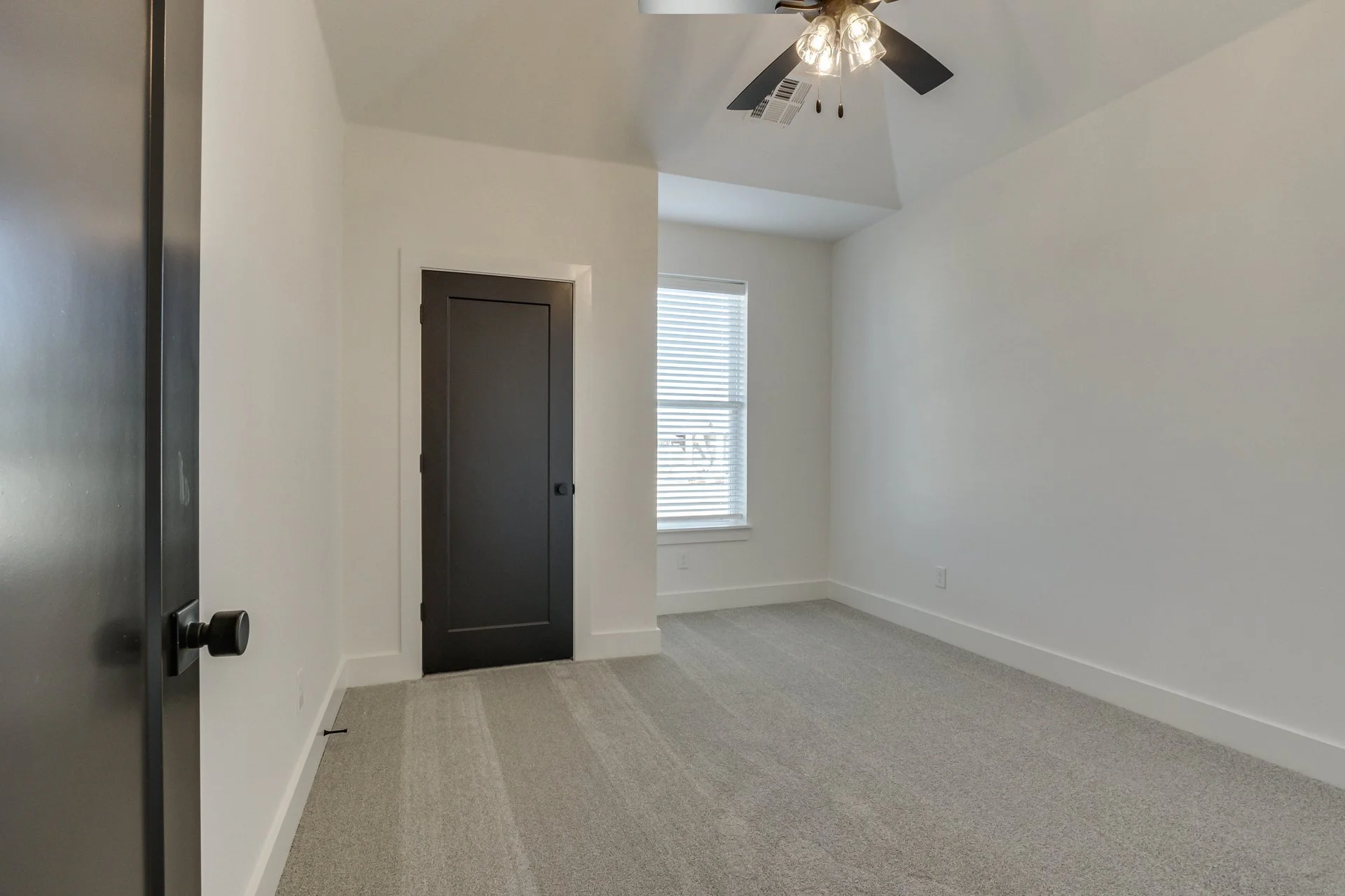 11708 NW 106th -48.jpg-SMALL.JPG