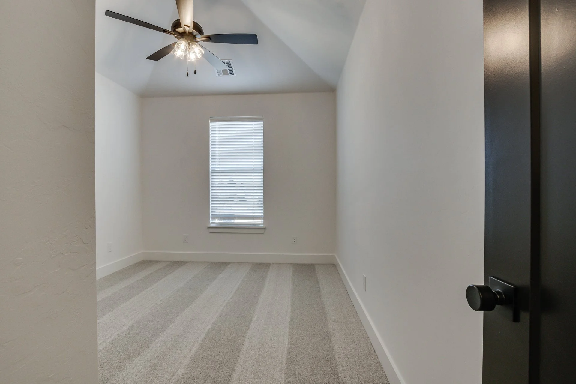 11708 NW 106th -54.jpg-SMALL.JPG