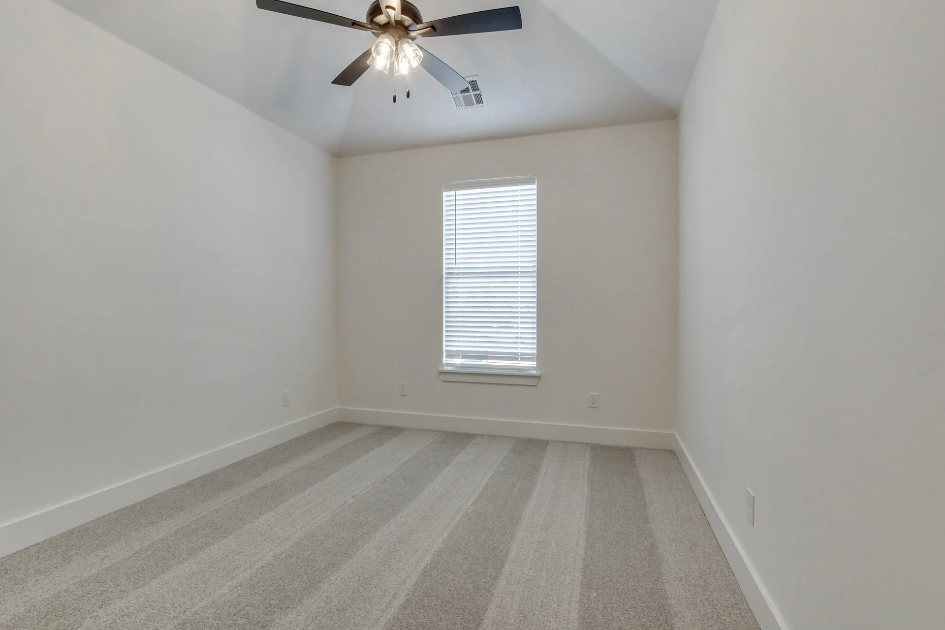 11708 NW 106th -55.jpg-SMALL.JPG