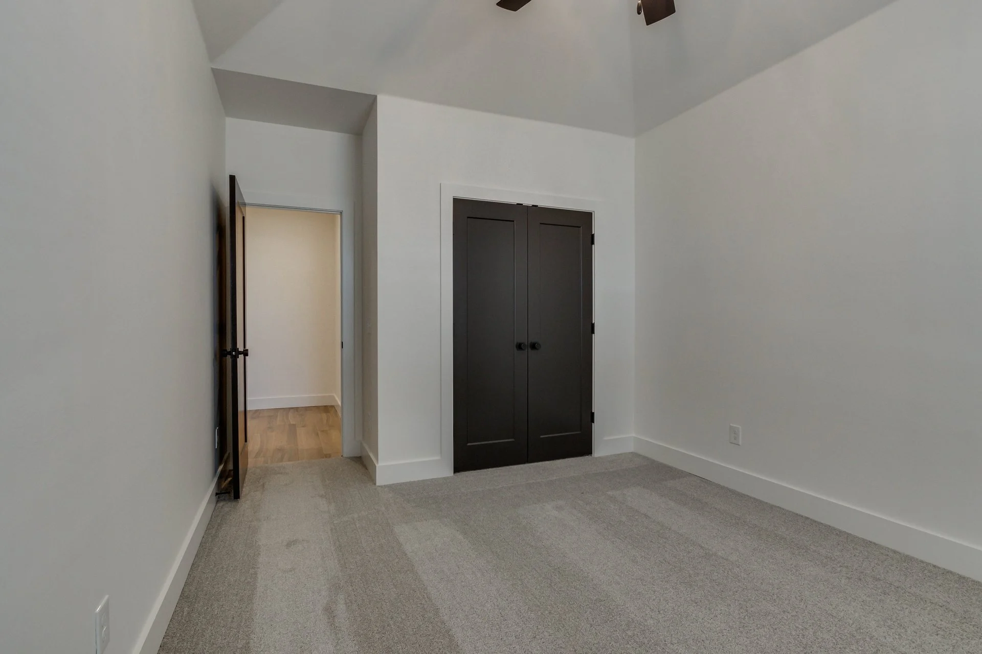 11708 NW 106th -56.jpg-SMALL.JPG