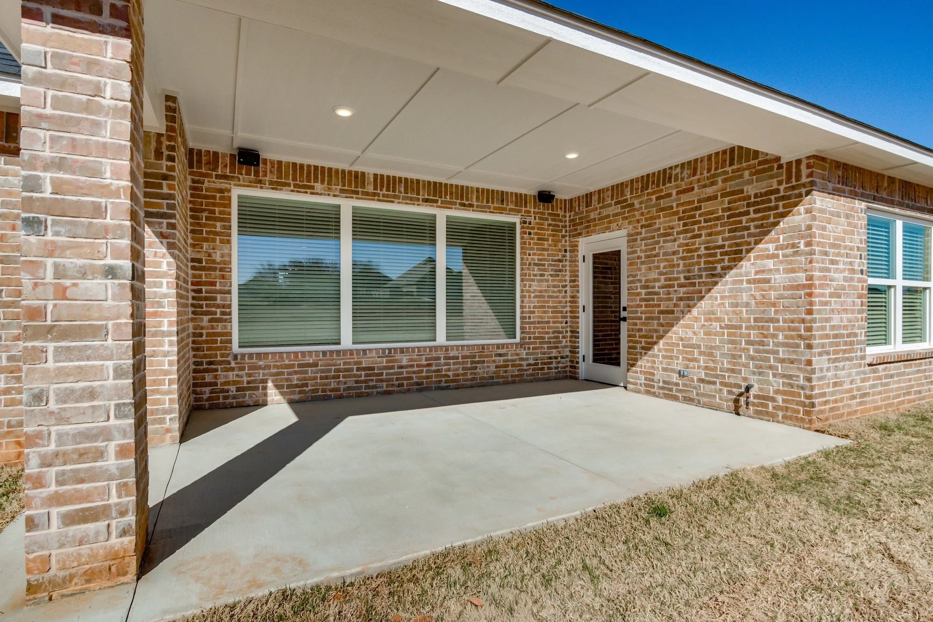 11708 NW 106th -59.jpg-SMALL.JPG