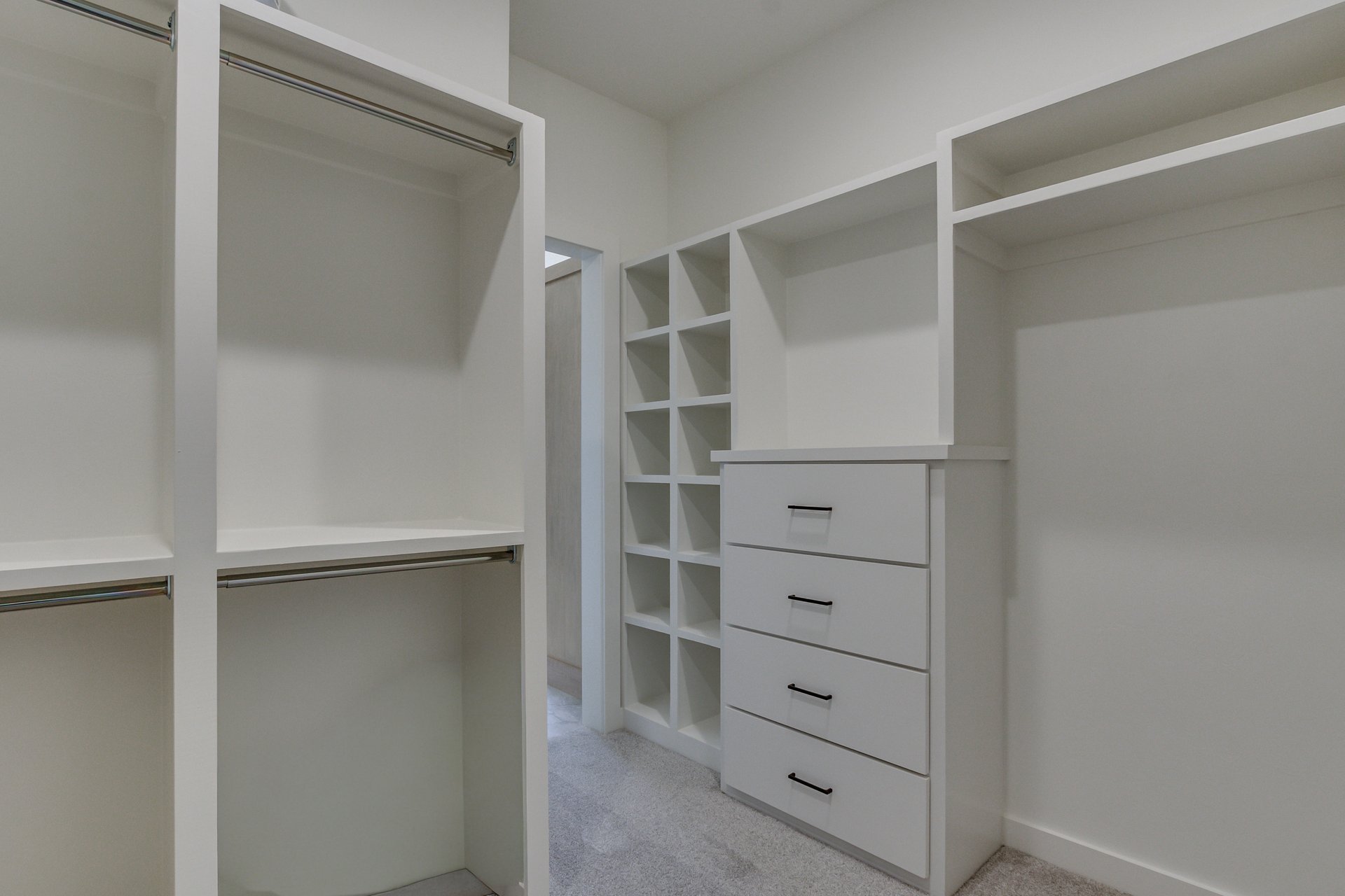 11712 NW 106th -58.jpg-SMALL.JPG