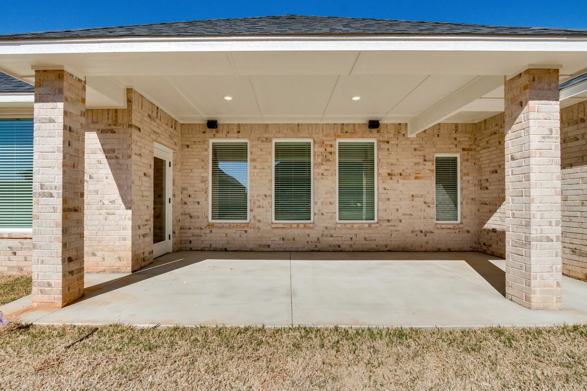 11712 NW 106th -63.jpg-SMALL.JPG