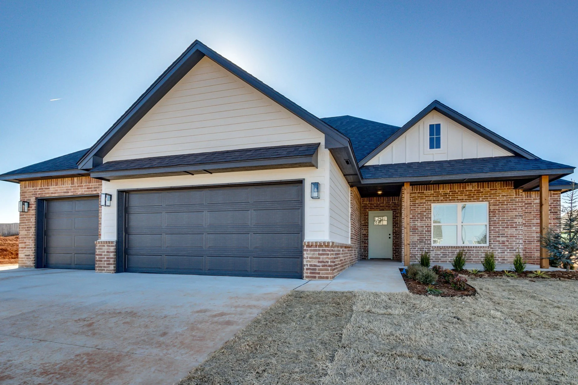 11704 NW 106th-3.jpg-SMALL.JPG