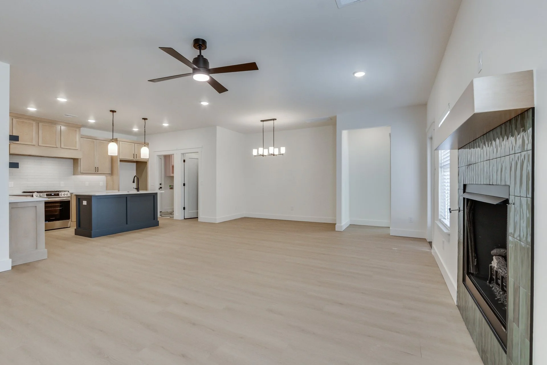 11704 NW 106th-10.jpg-SMALL.JPG