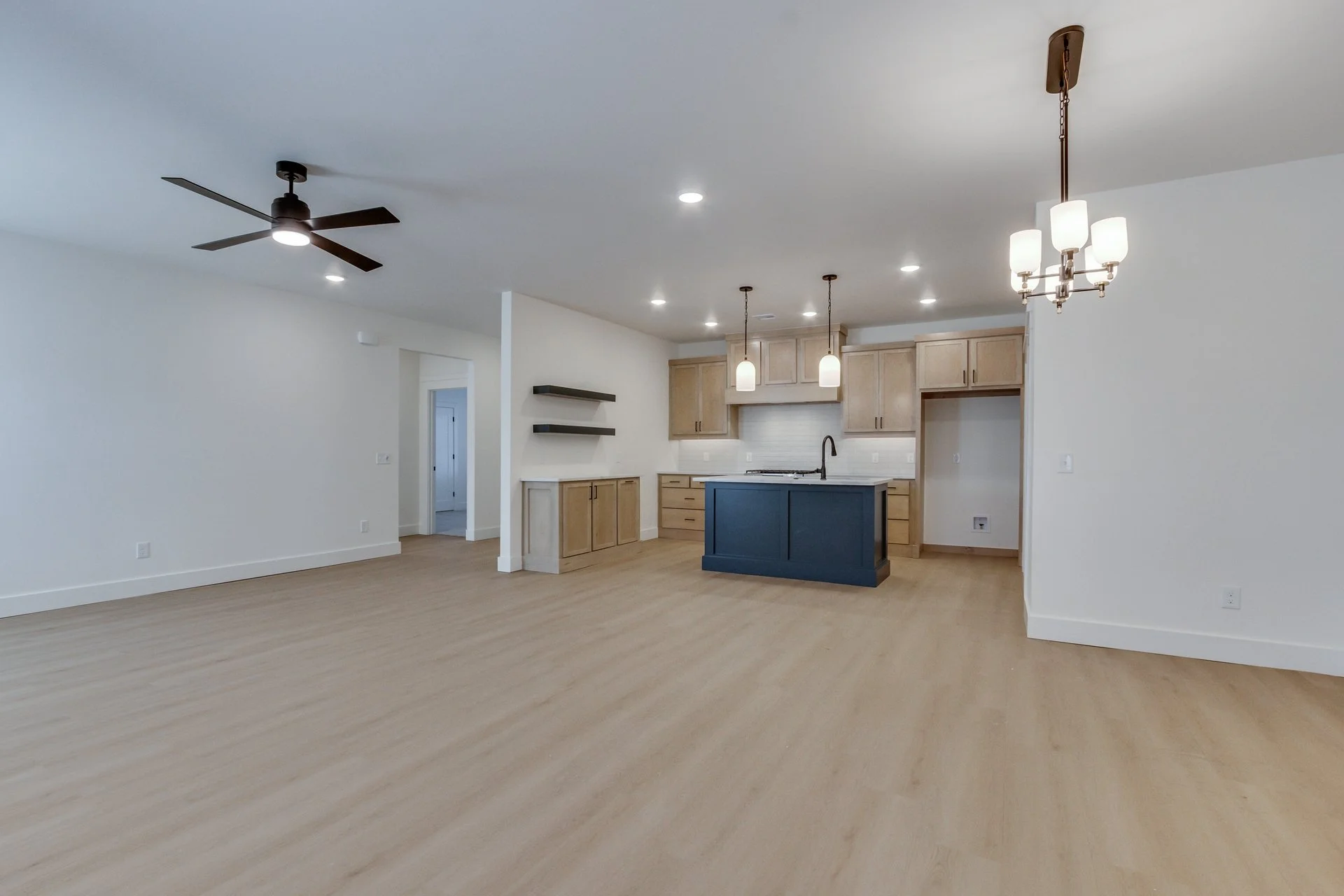 11704 NW 106th-16.jpg-SMALL.JPG