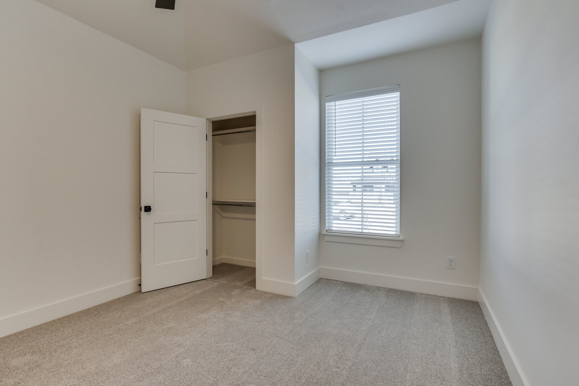 11624 NW 102nd -51.jpg-SMALL.JPG