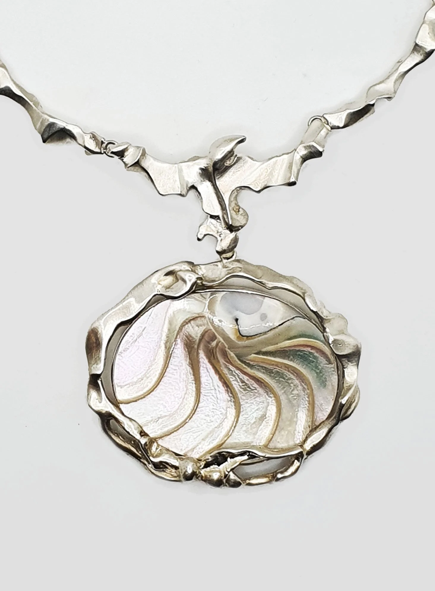 Nautilus _NECKLACE_02.jpg