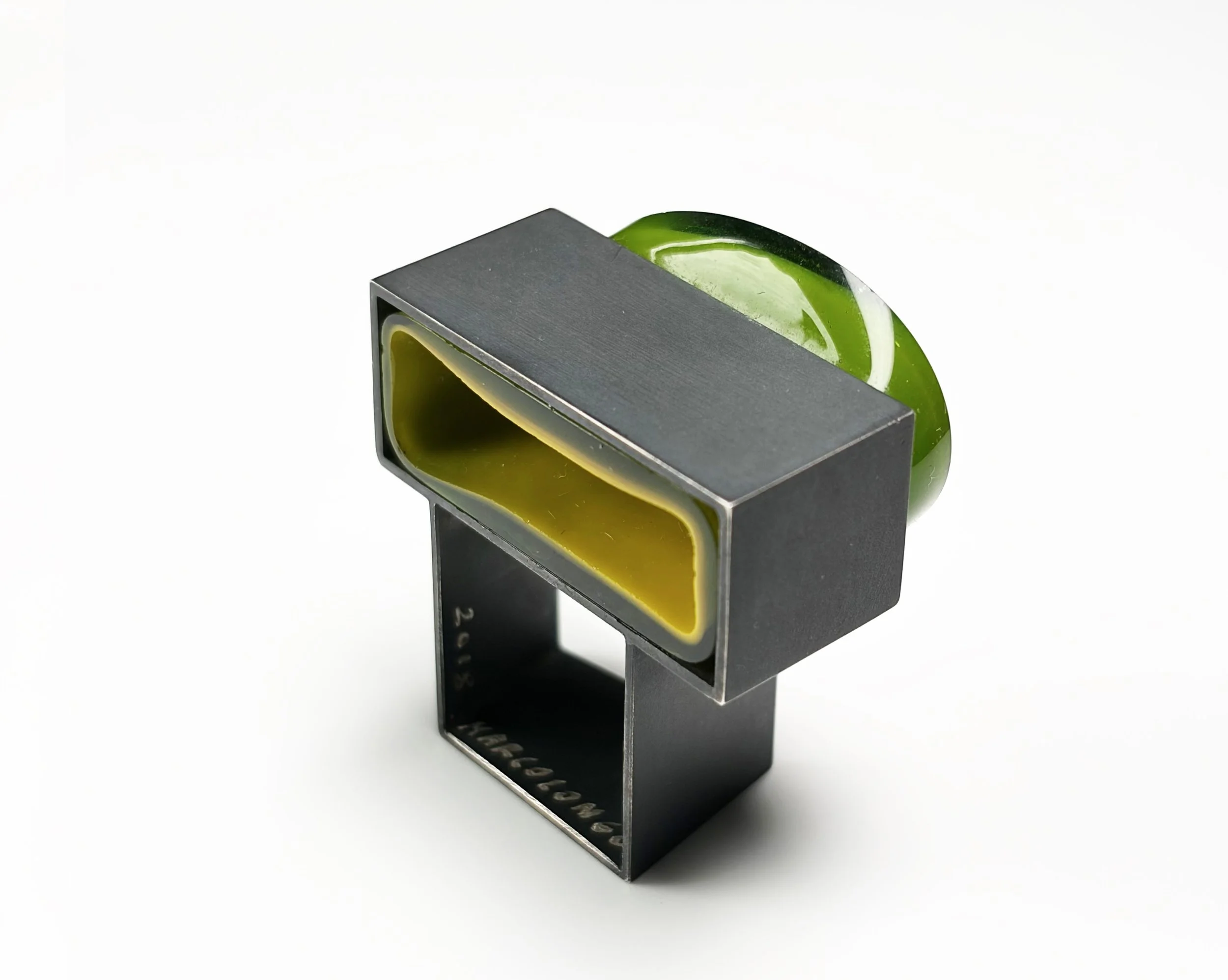 Paolo Marcolongo-contemporary jewelry-Dentro il giallo ring-silver, glass 1-1.jpg