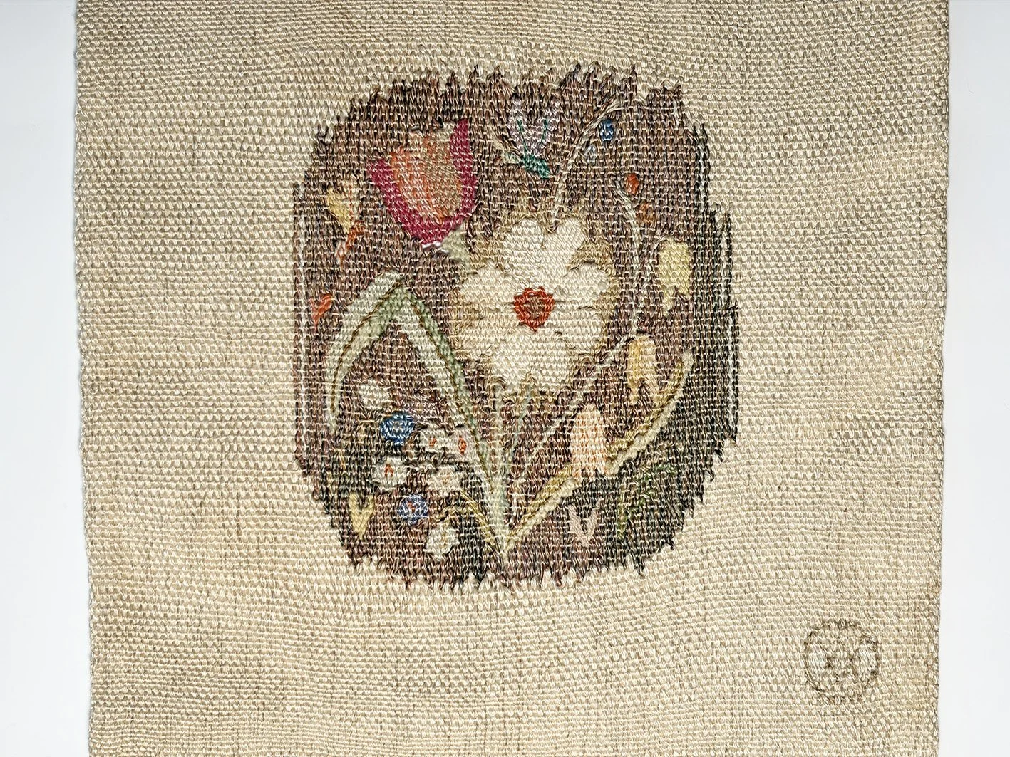 Margareta Ahlstedt- Willandt . Flowers : Art tapestry . 1940s-1.1.jpg