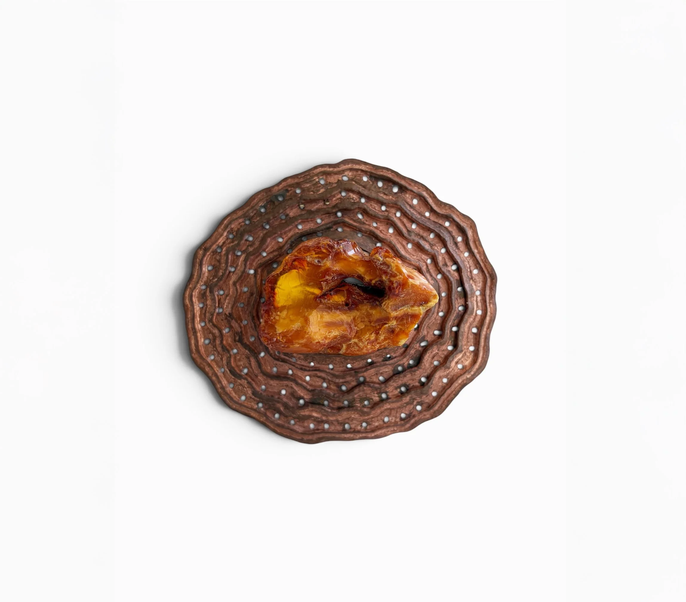 Daniel Kruger_art jewelry-amber brooch 2020.1_edited.jpg